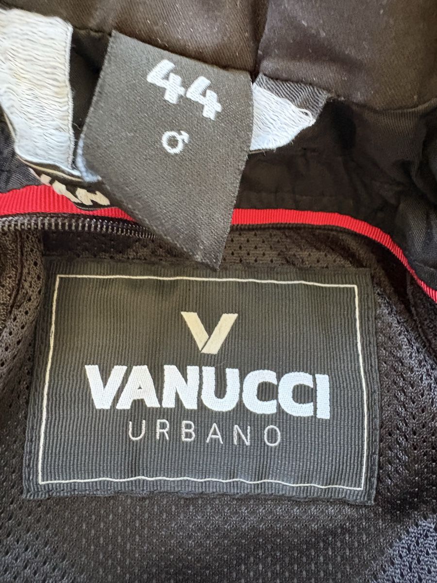 Vanucci Giacche: Vanucci Motorradjacke, Grösse 44, Top Zustand – Usato da Oberwil BL venduto da tomoag 1