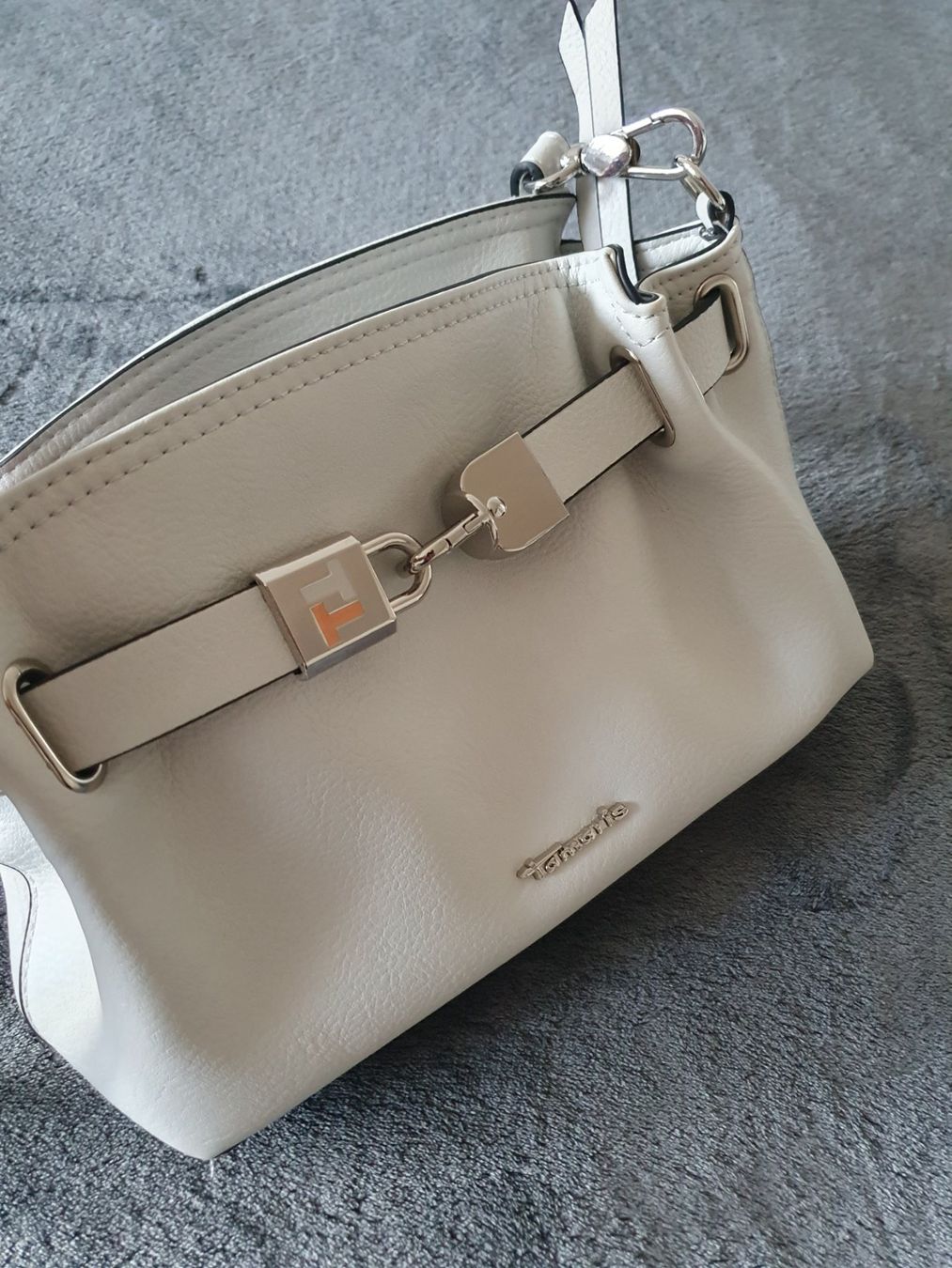 Tamaris Borse da donna: Tamaris Handtasche – Nuovo e nell'imballaggio originale da Münsingen venduto da SchweizBE 1
