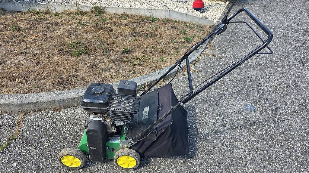 Attrezzi per la lavorazione del suolo: Scarificateur  – Usato da Bussigny venduto da Dnewton 1
