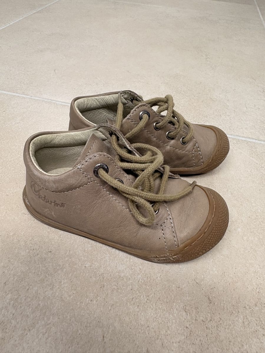 Naturino Scarpe per ragazzi: Diverse Kinderschuhe Gr. 20-22 – Usato da Effretikon venduto da PetraRey 4