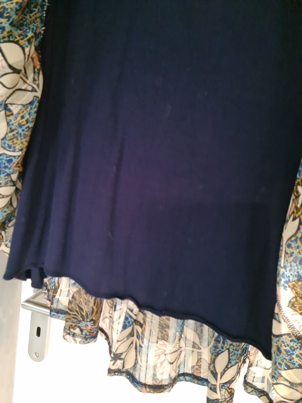 Kleider: Robe motif fleuri taille M – Gebraucht aus le landeron von canette 3