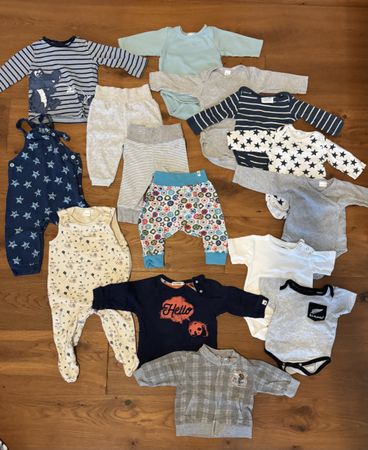 Kleiderpaket für Jungen Gr. 62/68