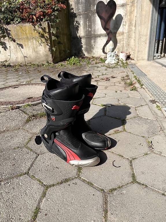 Scarpe da uomo: Motorradstiefel Ducati/Puma – Usato da Rain venduto da Denisesch1