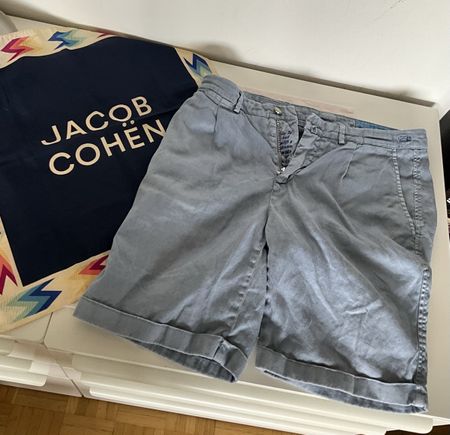 Jacob Cohen Herren Bermuda Shorts + Foulard