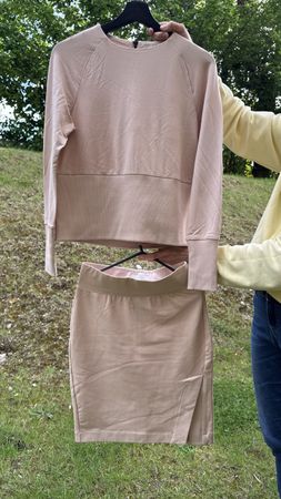 Sporty but elegant set S size set in light rose shade