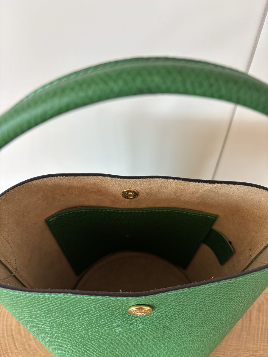 Longchamp Borse da donna: Schöne grüne Ledertasche Marke Longchamp – Usato da Estavayer-le-Lac venduto da constance-esta 3