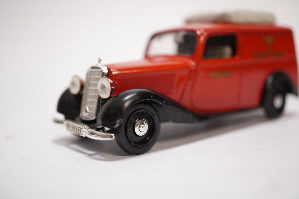 1949 MERCEDES-BENZ W136 170V / Va - a photo on