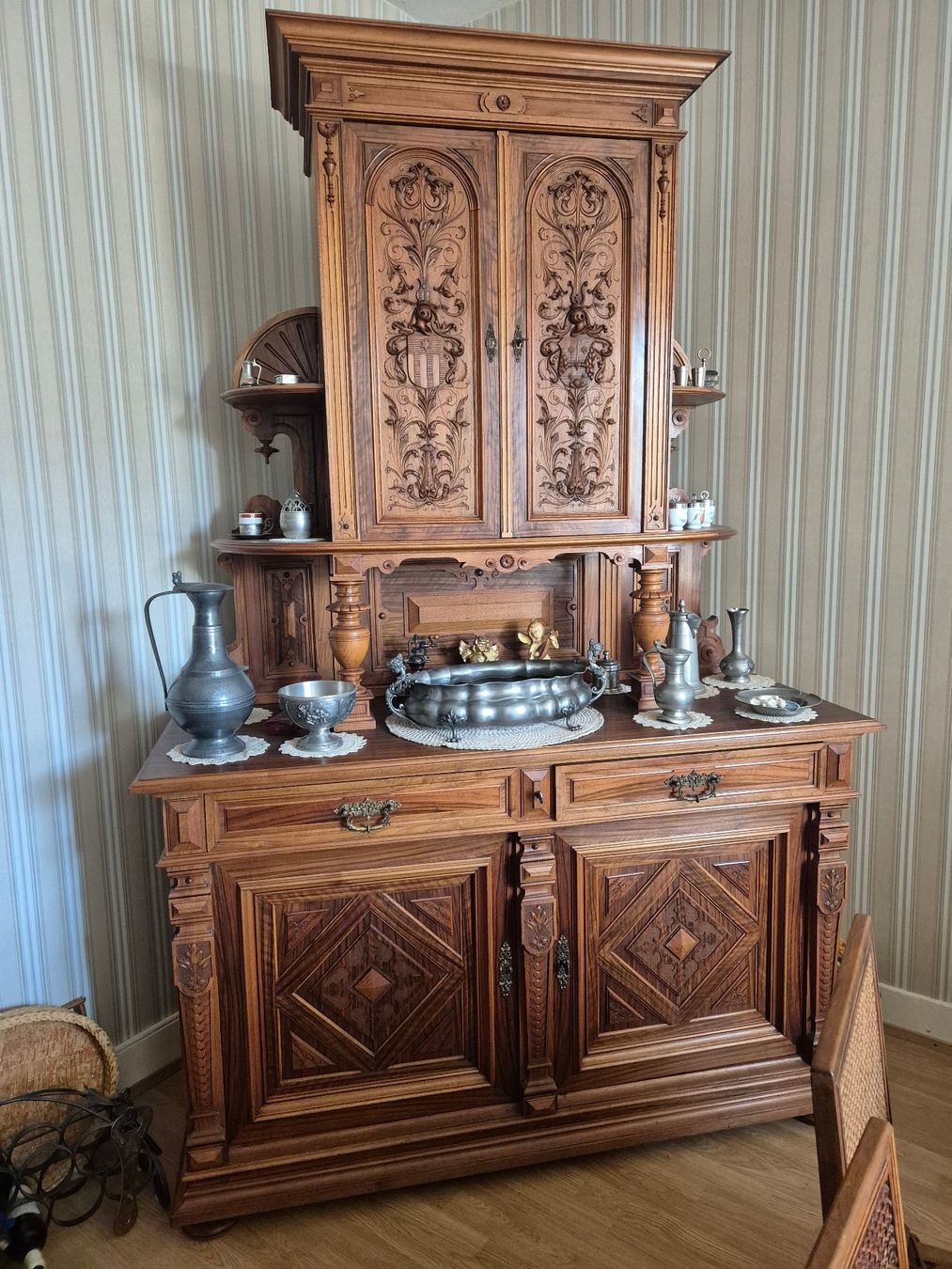 Tischset: Antikes Esszimmer – Gebraucht aus Reinach BL von Wloki 1