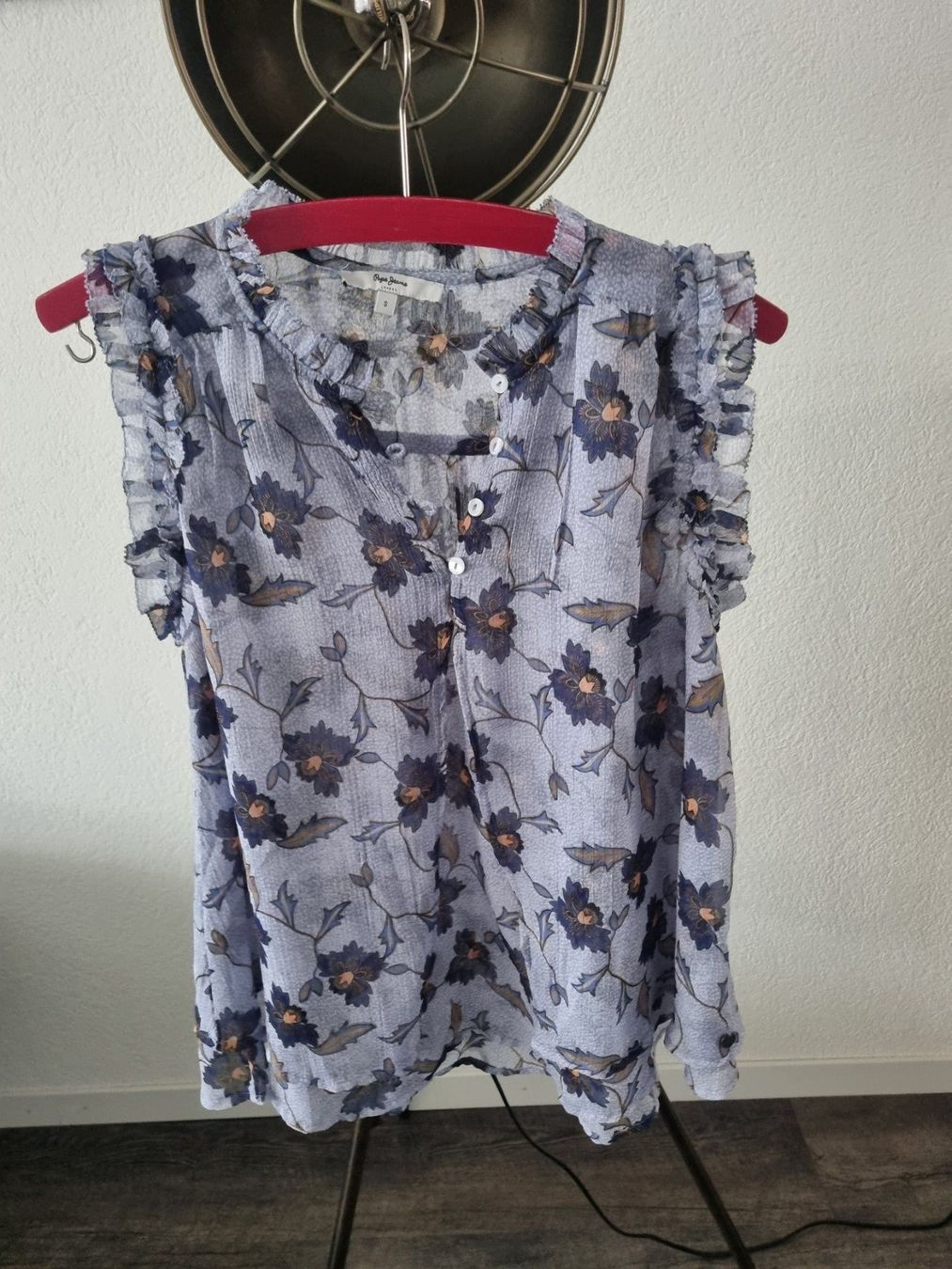 Pepe Jeans Chemisiers: Leichte Sommerbluse, PEPE JEANS, Gr. S – D'occasion à Zermatt par pantarhei3z