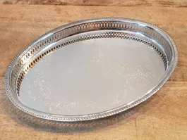 Tablett Metall Silber zum Servieren oder als Deko Platte