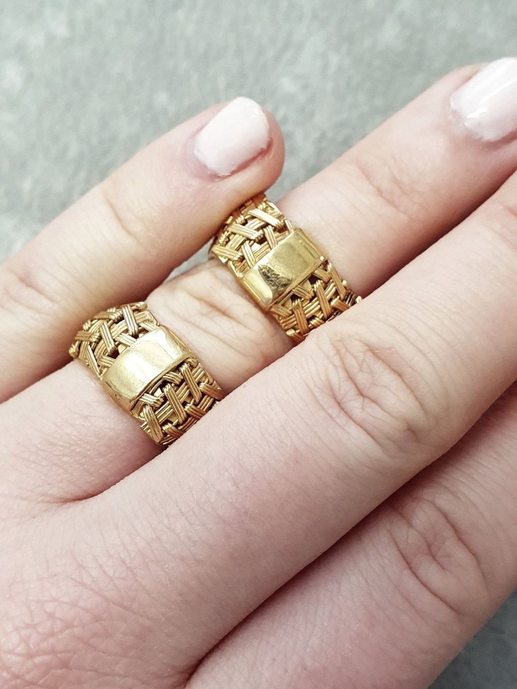 Anelli: Traumhafte Eheringe 750, 18 Karat Gold – Nuovo (secondo la descrizione) da Unterägeri venduto da Altgoldschmuck 7