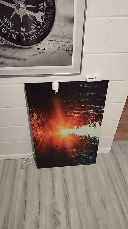 Radiatori: Infrarotheizung mit Bild (580W) – Usato da Altstätten SG venduto da RK93 1