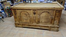 Barocke Arvenholz Truhe Datiert 1656 renovationsbedürftig