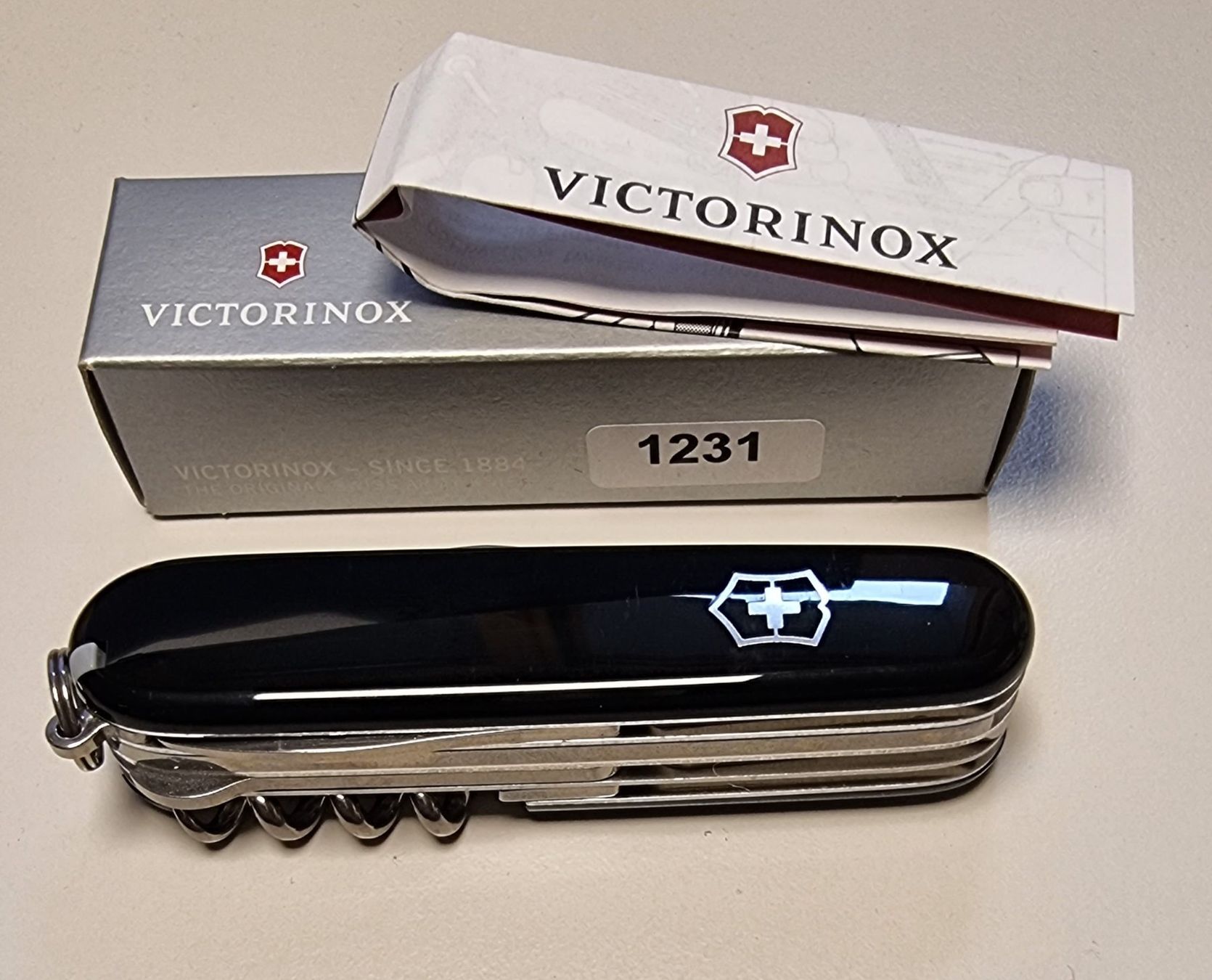 Victorinox Couteaux de poche: Victorinox Explorer Black – Neuf avec emballage d'origine à Spiez par Ilger0 4