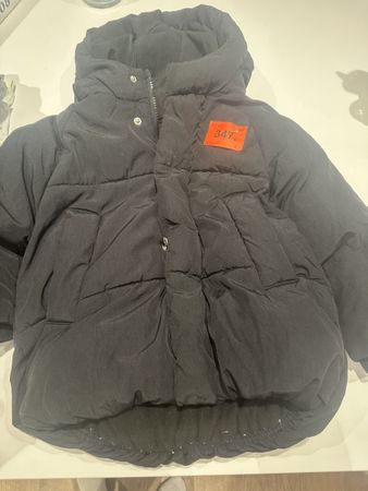 Zara Jacke