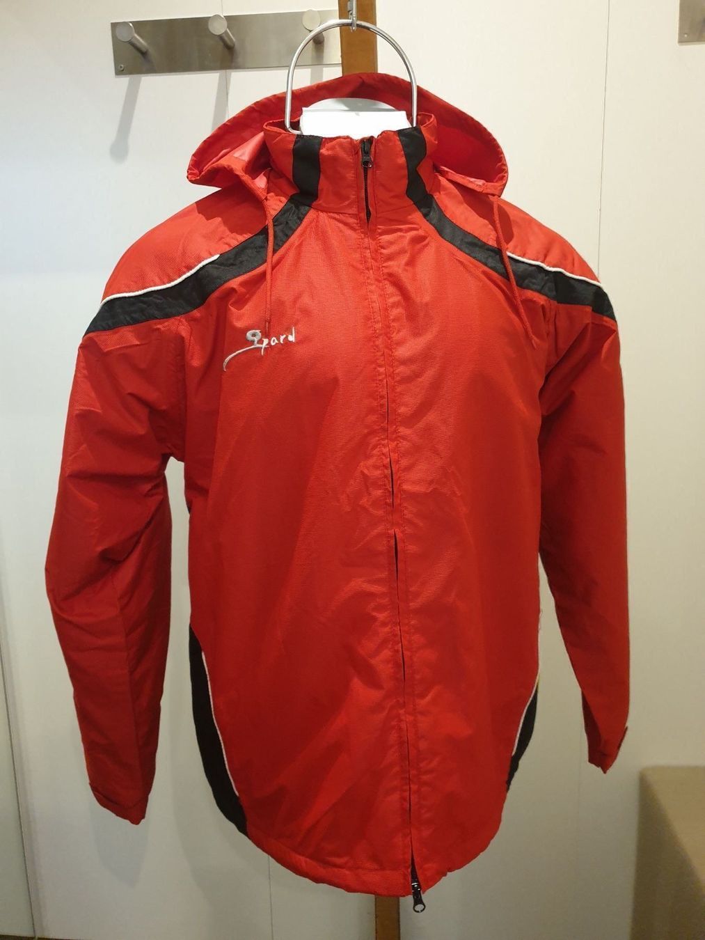 Jacken: GPARD HERREN JACKE ROT      GR. S – Neu und originalverpackt aus Zürich von LIQUIDATOR.CP 1