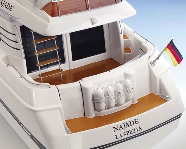 Robbe Modellismo RC: Najade Jacht, 96cm lang neu – Nuovo e nell'imballaggio originale da Horgen venduto da RcModell 2