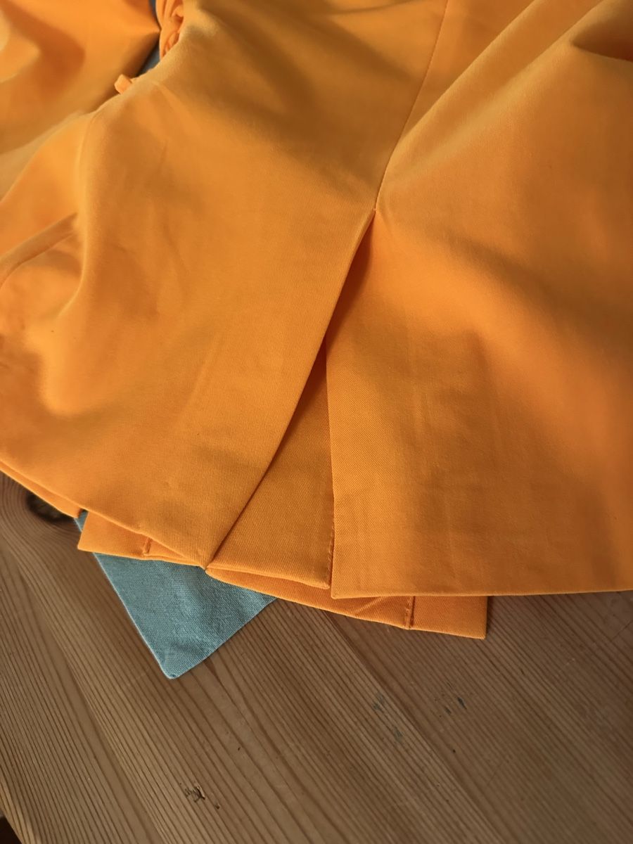 Costumi: Oranger Blazer von Vero Moda, Grösse 36 - Hingucker! – Usato da Schöfflisdorf venduto da Katrins02 8