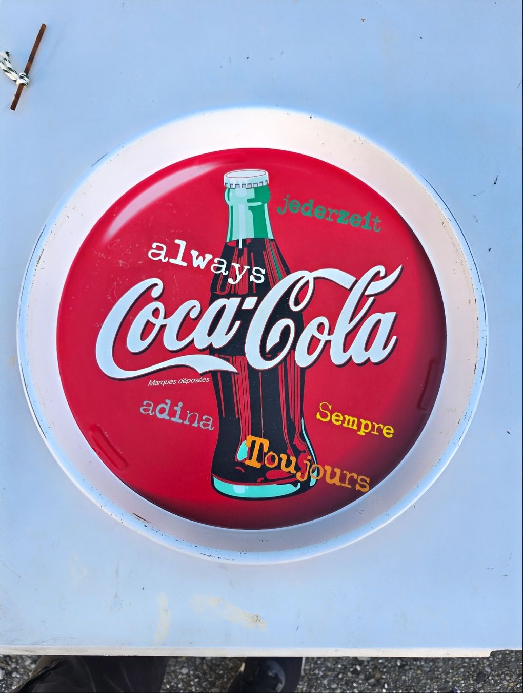 Servierplatten: Coca-Cola Serviertablett rund Metall gebraucht – Gebraucht aus Mettlen von elios0888