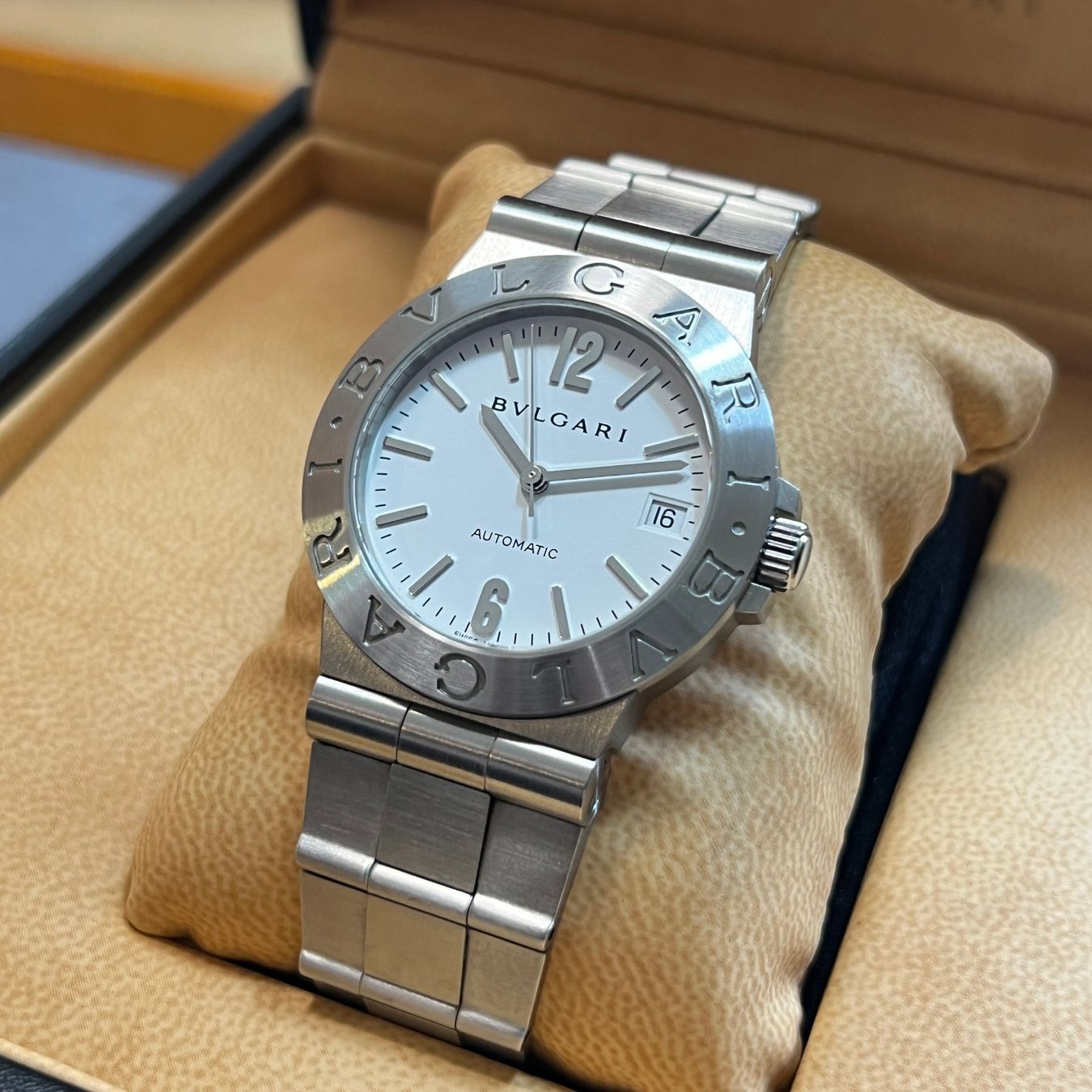 Bulgari Orologi: Bulgari Diagono Automatic Date Full Set LCV35S – Usato da Carouge GE venduto da Watchaser 2