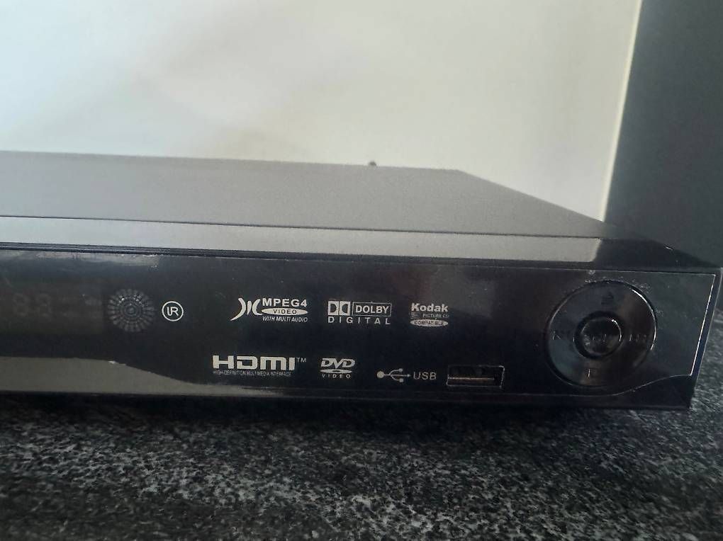 Lettore multimediale & Streamer: Lettore DVD DIKOM  – Usato da Massagno venduto da whi_d5bd 1