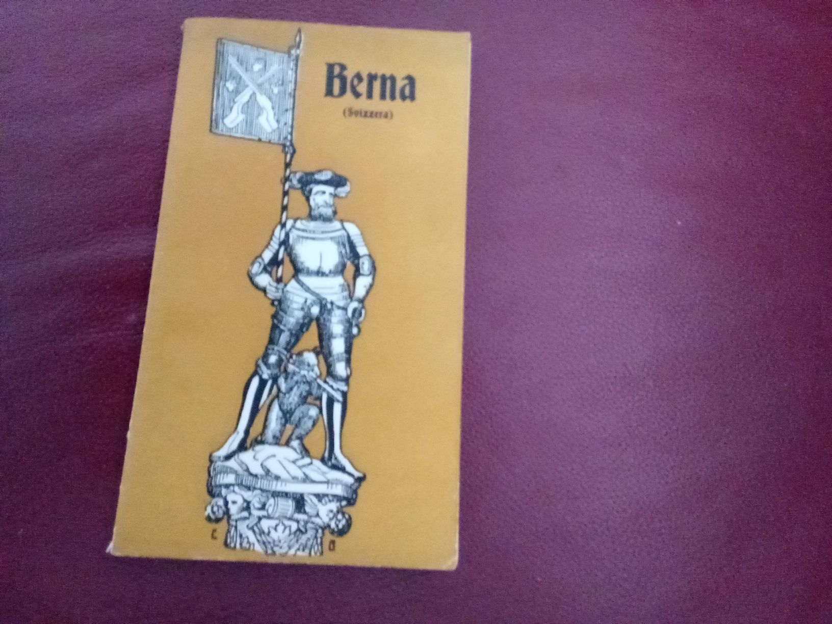 Libri: 4 ALTE STADTFÜHRER VON BERN – Usato da Muri BE venduto da Alk 8