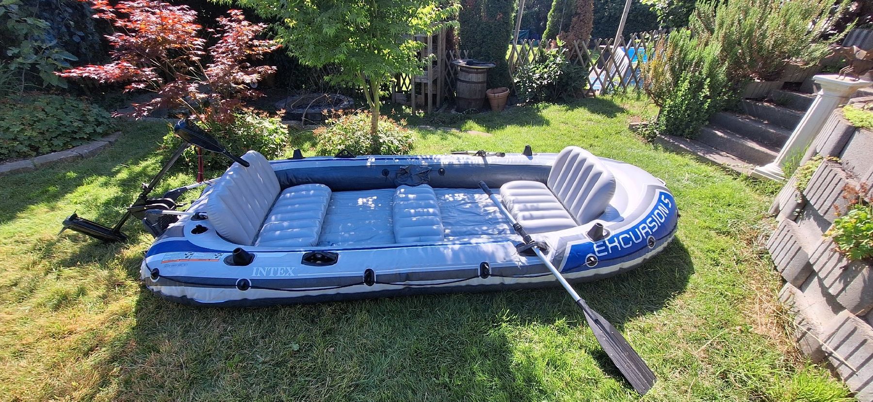 Boote: Schlauchboot Set mit Paddel und Motor – Gebraucht aus Walliswil-Nbipp von Lord_Azrael 1