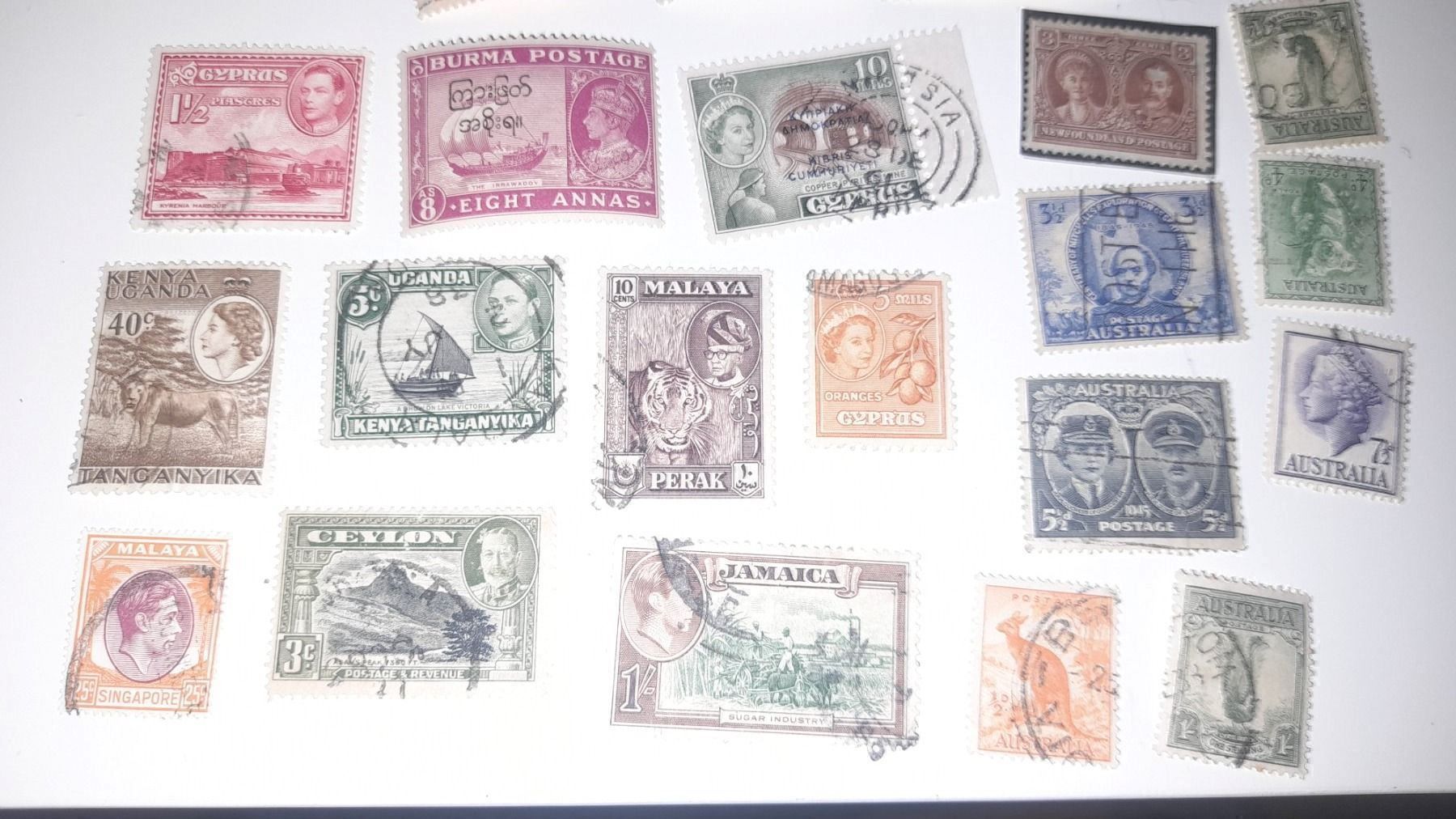 Tutti i francobolli: Barbados / Cyprus / Australien /div. – Usato da Balgach venduto da SIMEON27 2