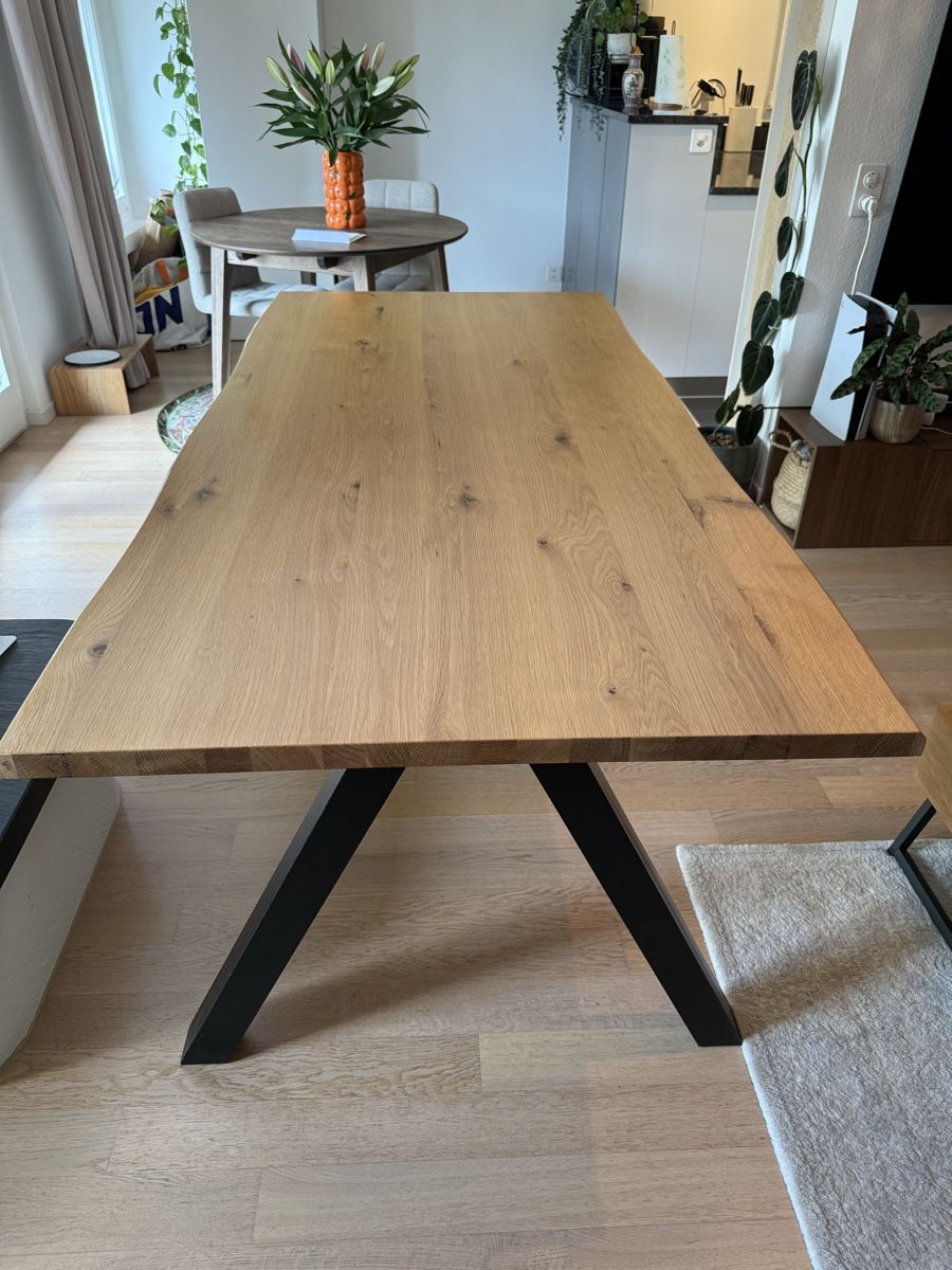 Tische: Massiver Esstisch aus Eiche - 210x100x75 cm – Gebraucht aus Bottmingen von fab_vy5d 1