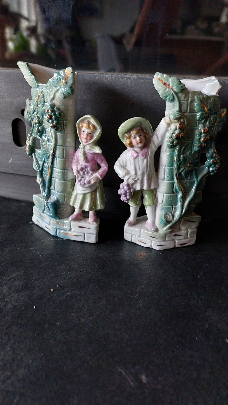 Statuette: Alte Keramikvasen – Usato da Ebnat-Kappel venduto da sentira