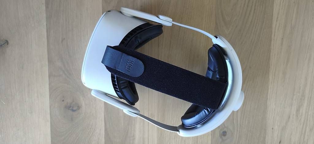 Meta Casco VR: Meta Quest 2 mit viel Zubehör – Usato da Zürich venduto da Mr_Black 1