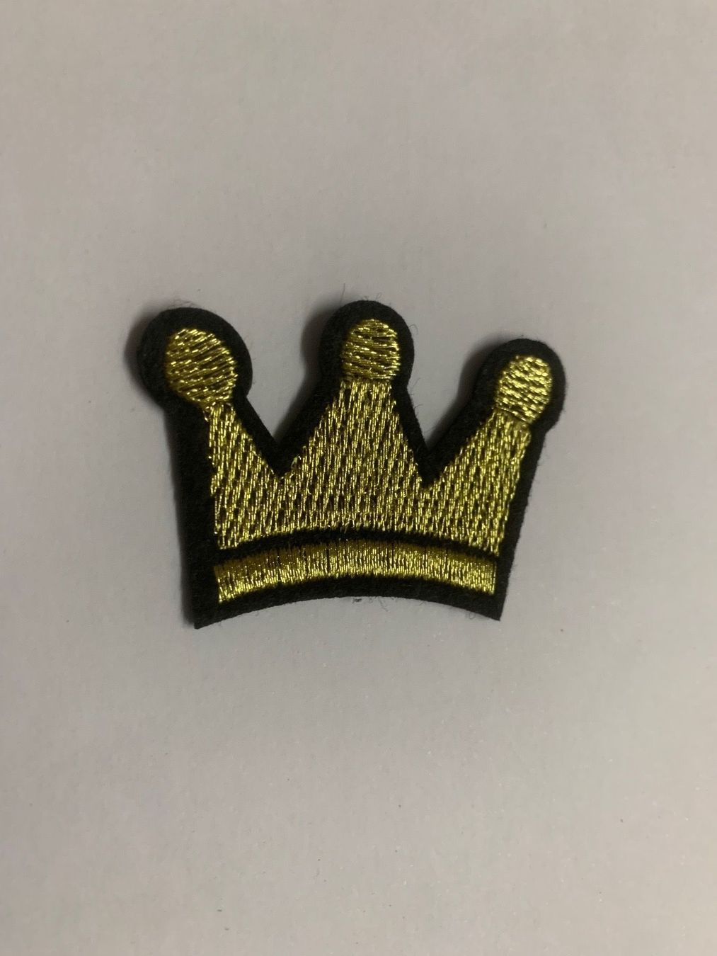Patches: Krone Badge, Patch, Bügelbild – Neu und originalverpackt aus Ostermundigen von Mcone