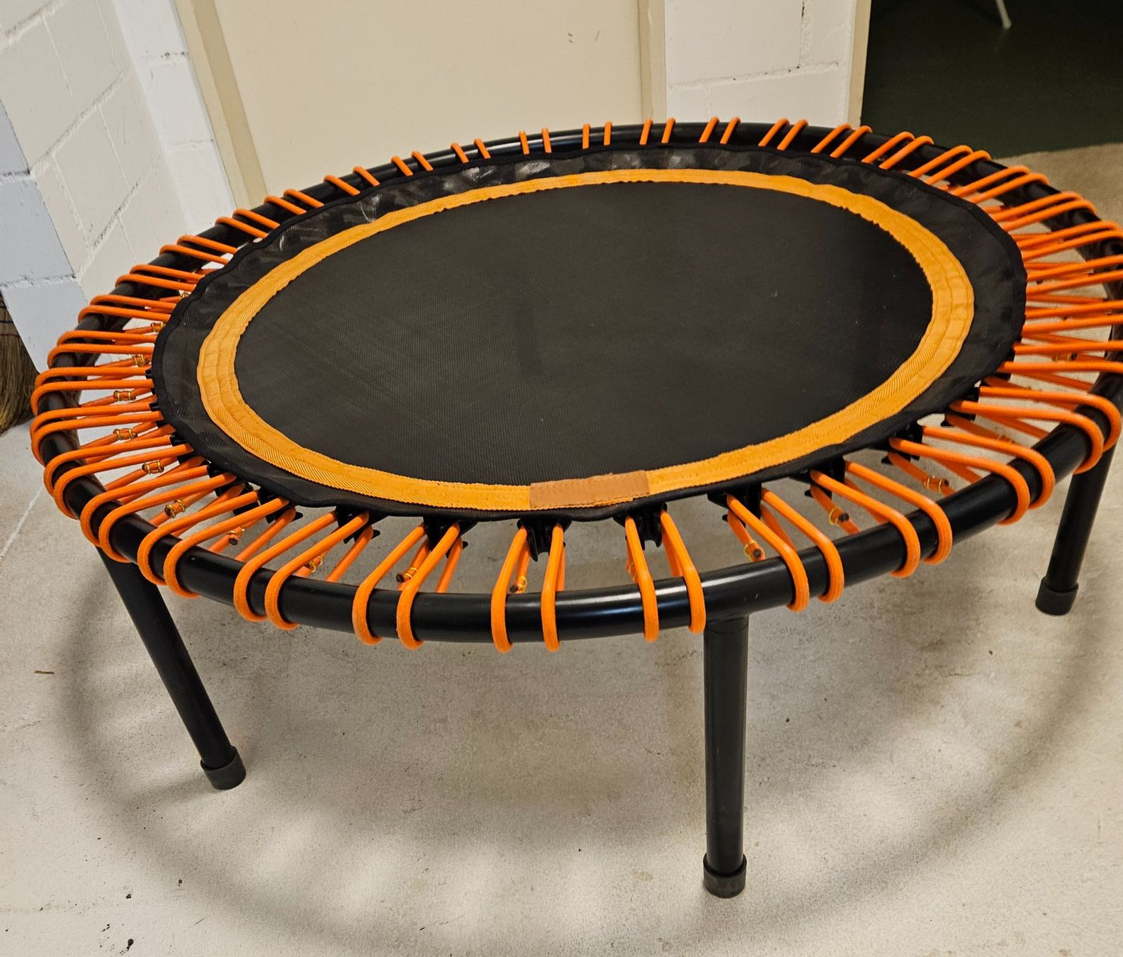 Bellicon Trampolini: Fitness Trampolin Bellicon – Usato da Bettlach venduto da Olten09 1