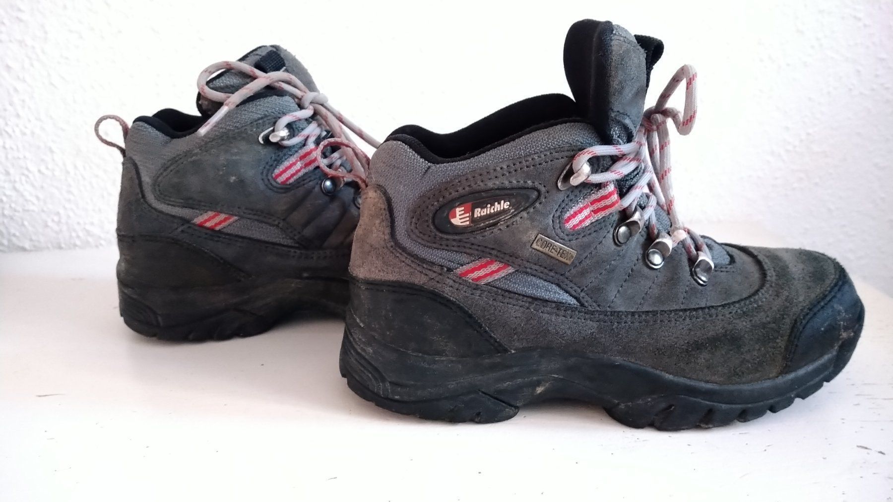 Raichle Scarpe per ragazzi: Wanderschuhe Raichle Größe 31 Kinder – Usato da Richterswil venduto da C011 3