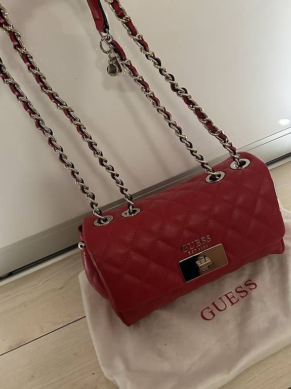 Borse da donna: Guess Est. 1981 – Nuovo e nell'imballaggio originale da Balerna venduto da bfa_x265 1
