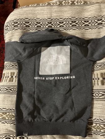 Sweat à capuche The North Face gris état neuf taille S
