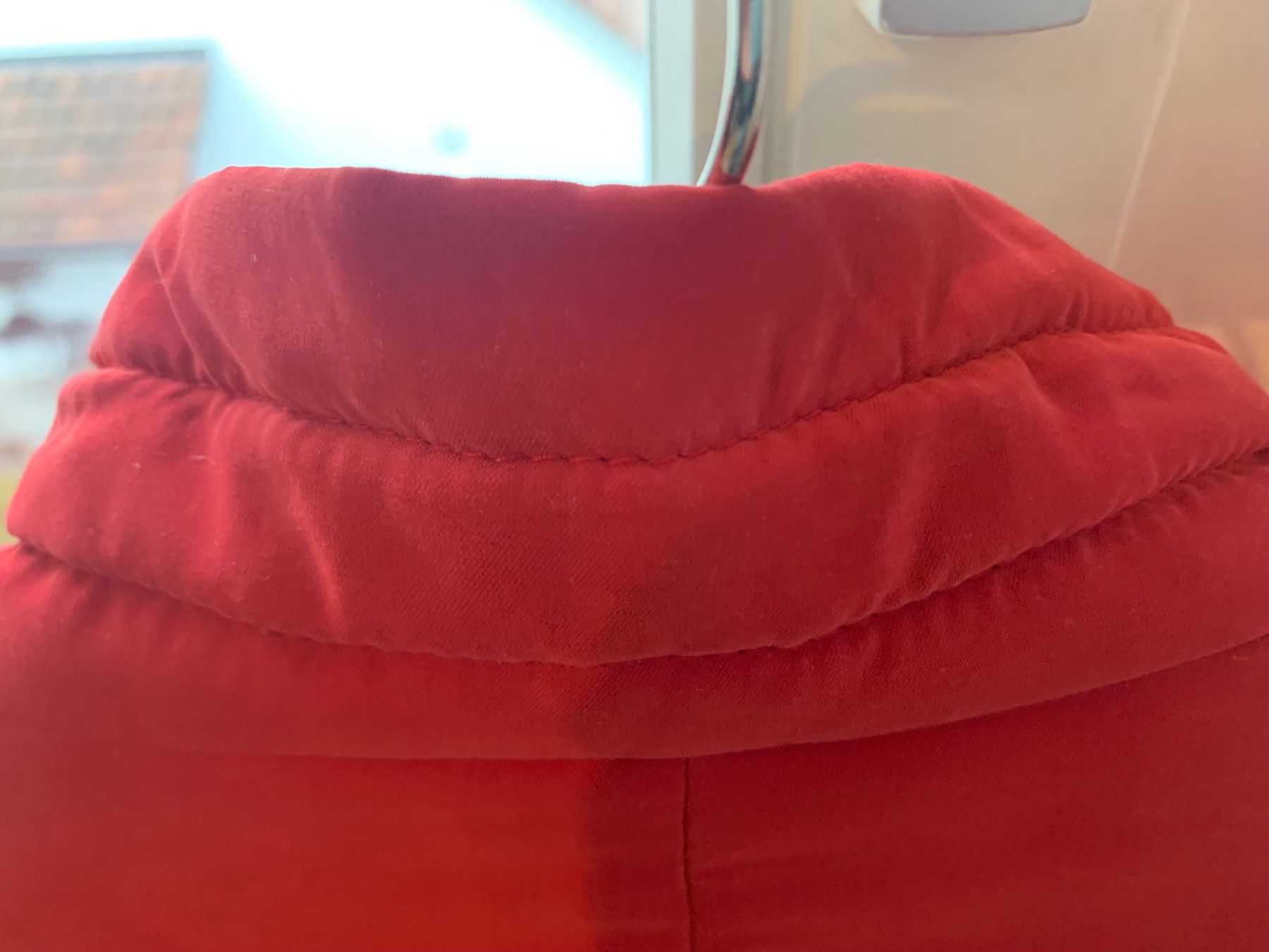 Giacche: WINTERJACKE ROT GRÖSSE 42 – Usato da Embrach venduto da korbflechter49 2