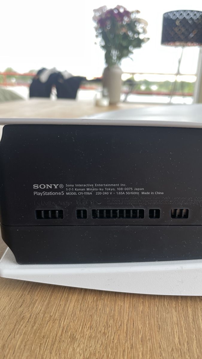 Sony Console: Playstation 5 Disc inkl. Kabel + 1 Controller – Usato da Egnach venduto da Schahan 4