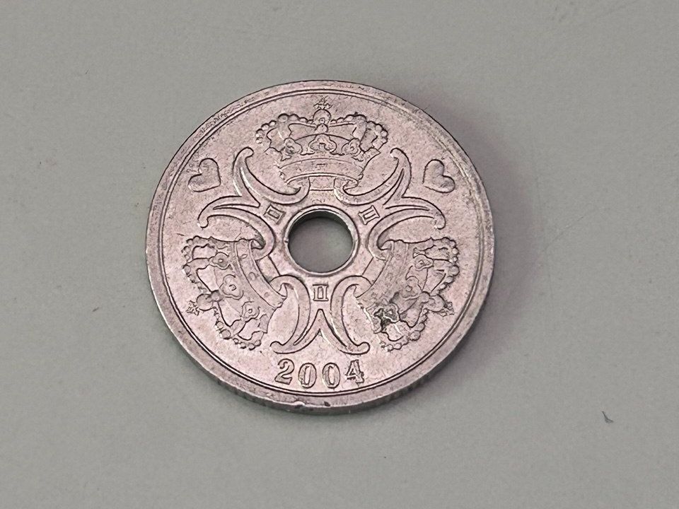 Tutti le monete: 2 Corone Danesi (2 Kroner) del 2004 – Usato da Giubiasco venduto da LorisVale