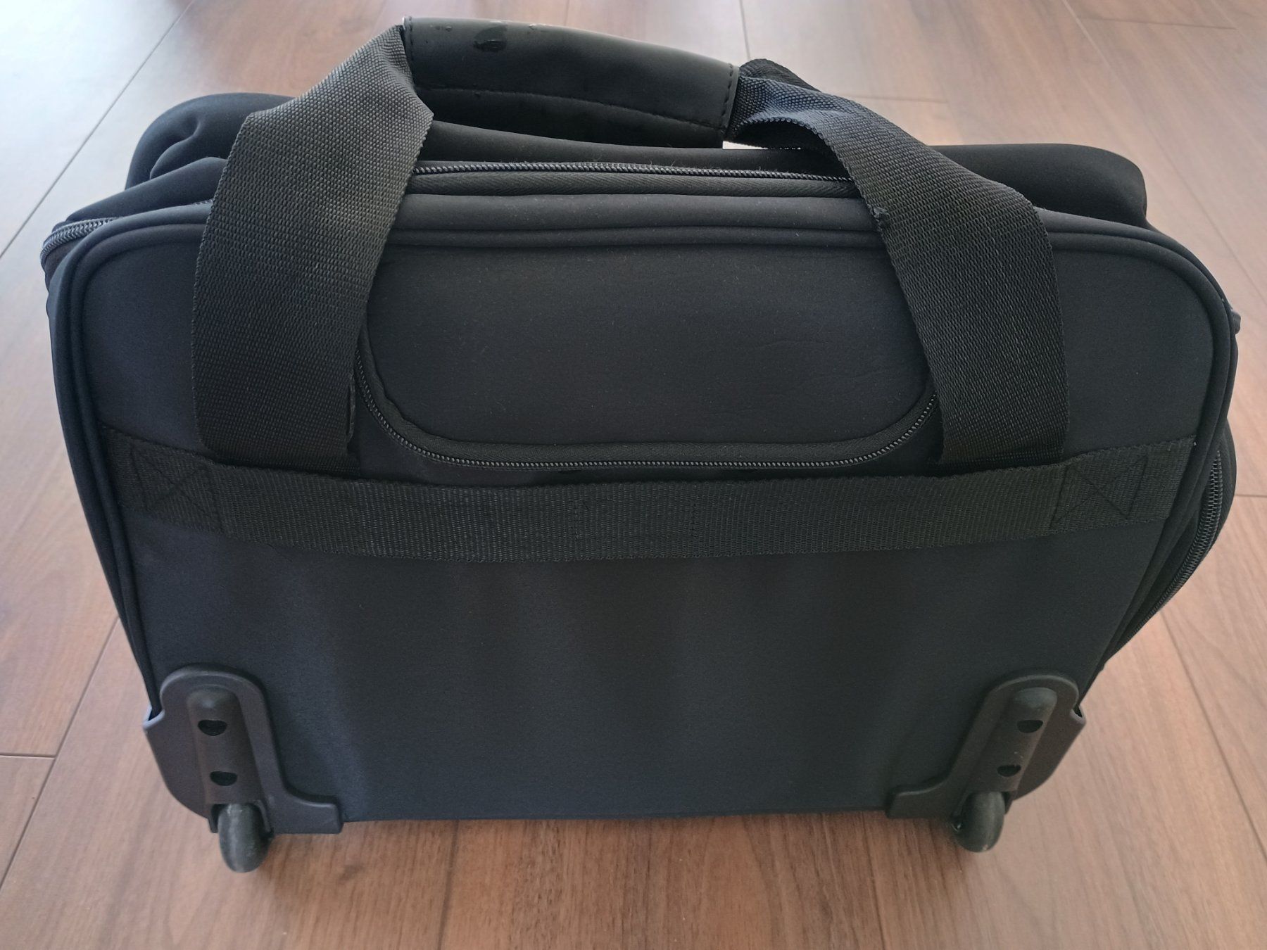 Reisekoffer: Rollkoffer Reisetasche – Gebraucht aus Mörel von tasie 1