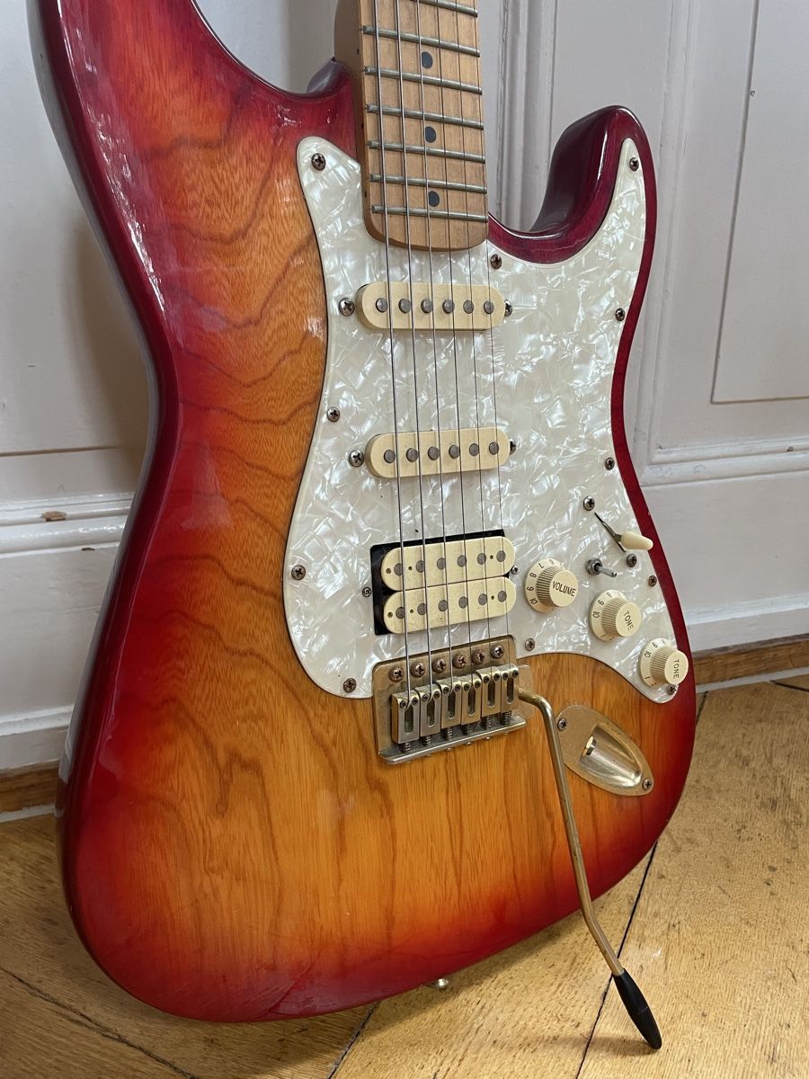 Instruments de musique: E-Gitarre – D'occasion à Wahlen b. Laufen par adv_6mqj 1