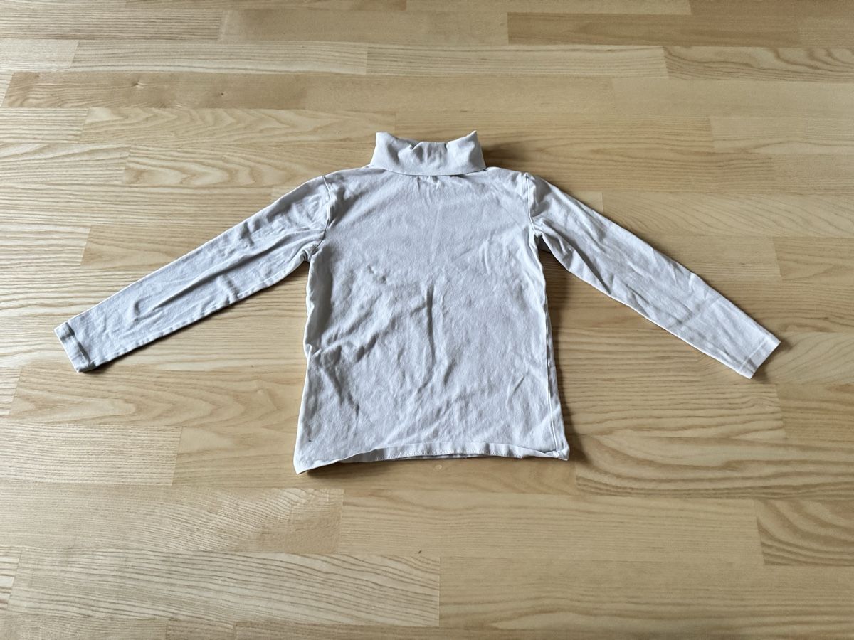 Lotti & Set di vestiti: Mädchen Kleiderpaket, Gr. 122/128 – Usato da Genthod venduto da Tidus04 4