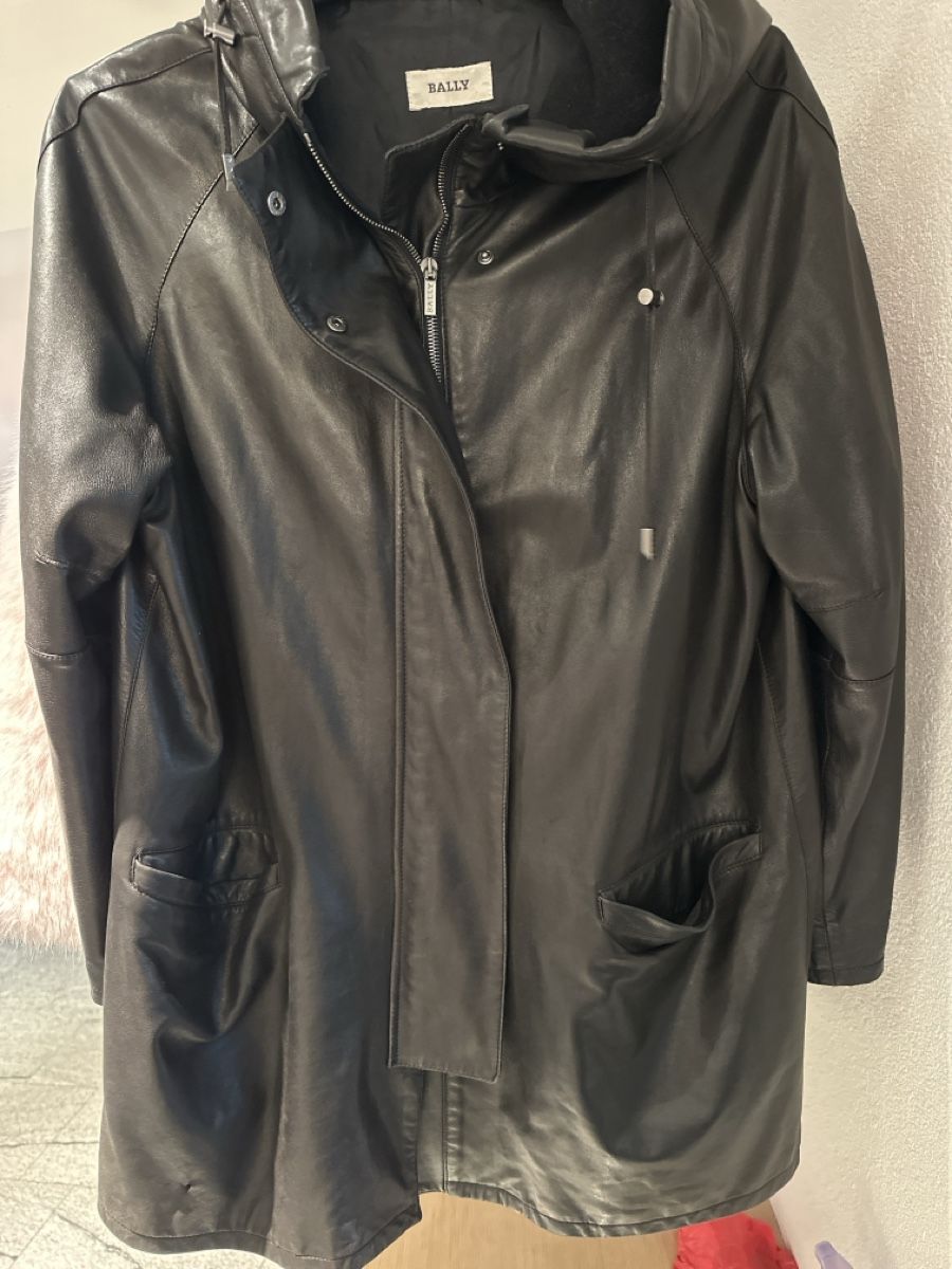 Bally Giacche: Bally Lederjacke schwarz Gr. 42 – Usato da St. Gallen venduto da Ursula66