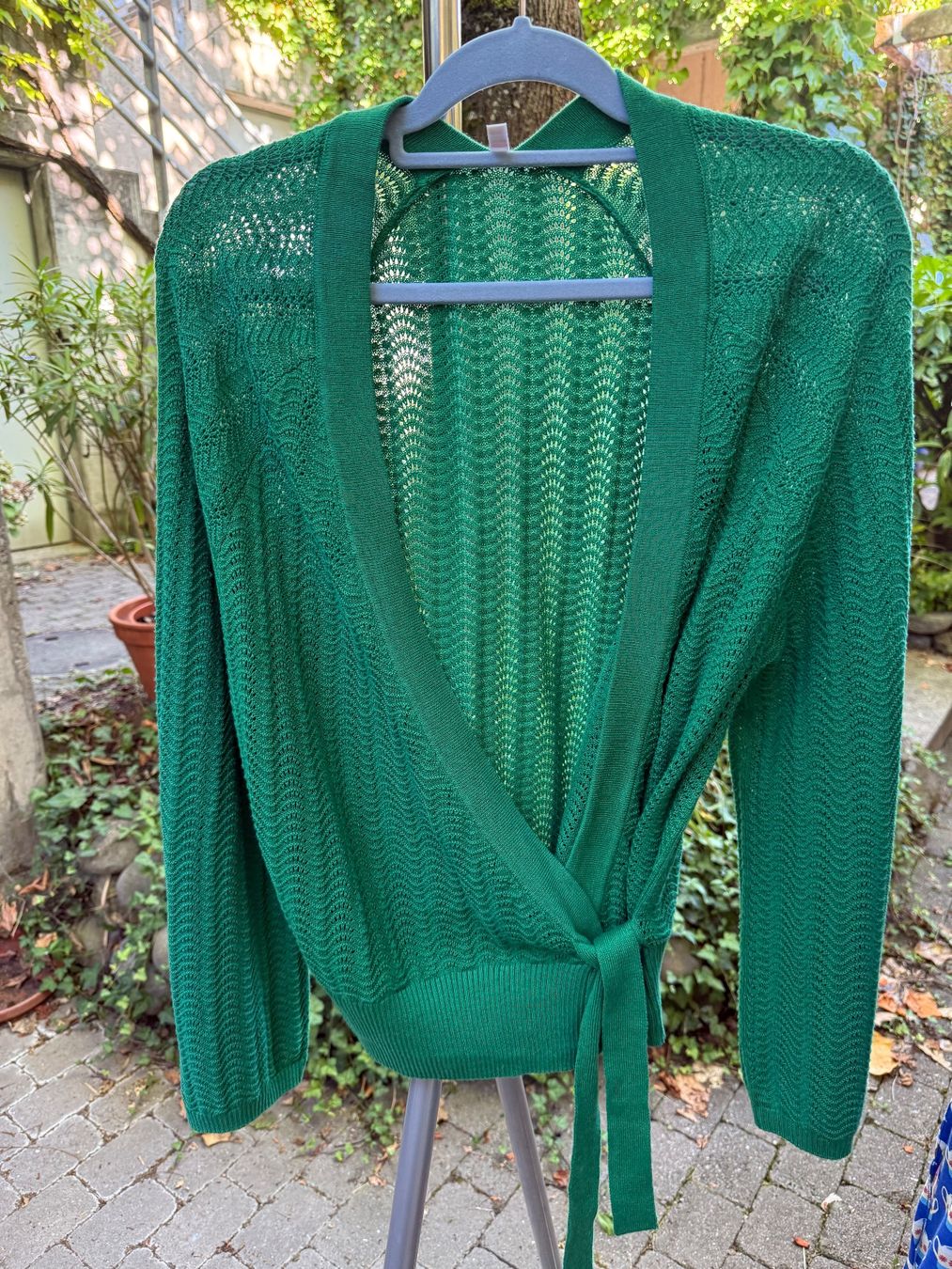Blutsgeschwister Jacken: Blutsgeschwister Strickjacke L – Neu (gemäss Beschreibung) aus Niederrohrdorf von Frau-Kunterbunt