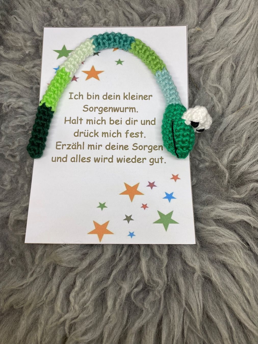 Spielzeuge: Sorgenwurm Handmade – Neu (gemäss Beschreibung) aus St. Niklaus VS von loumonrohandmade