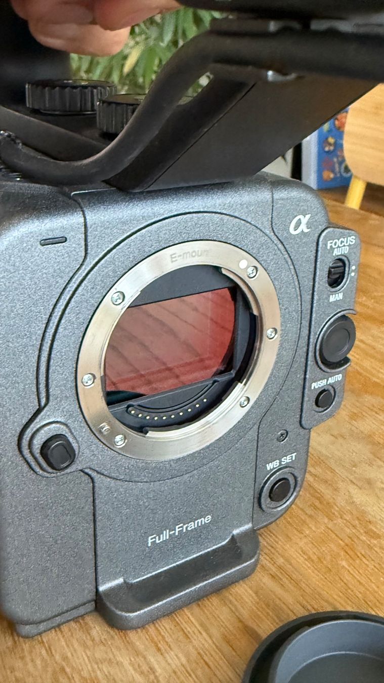 Sony Caméscopes: Sony fx6 comme neuf – D'occasion à nyon par mat_cqt5 1