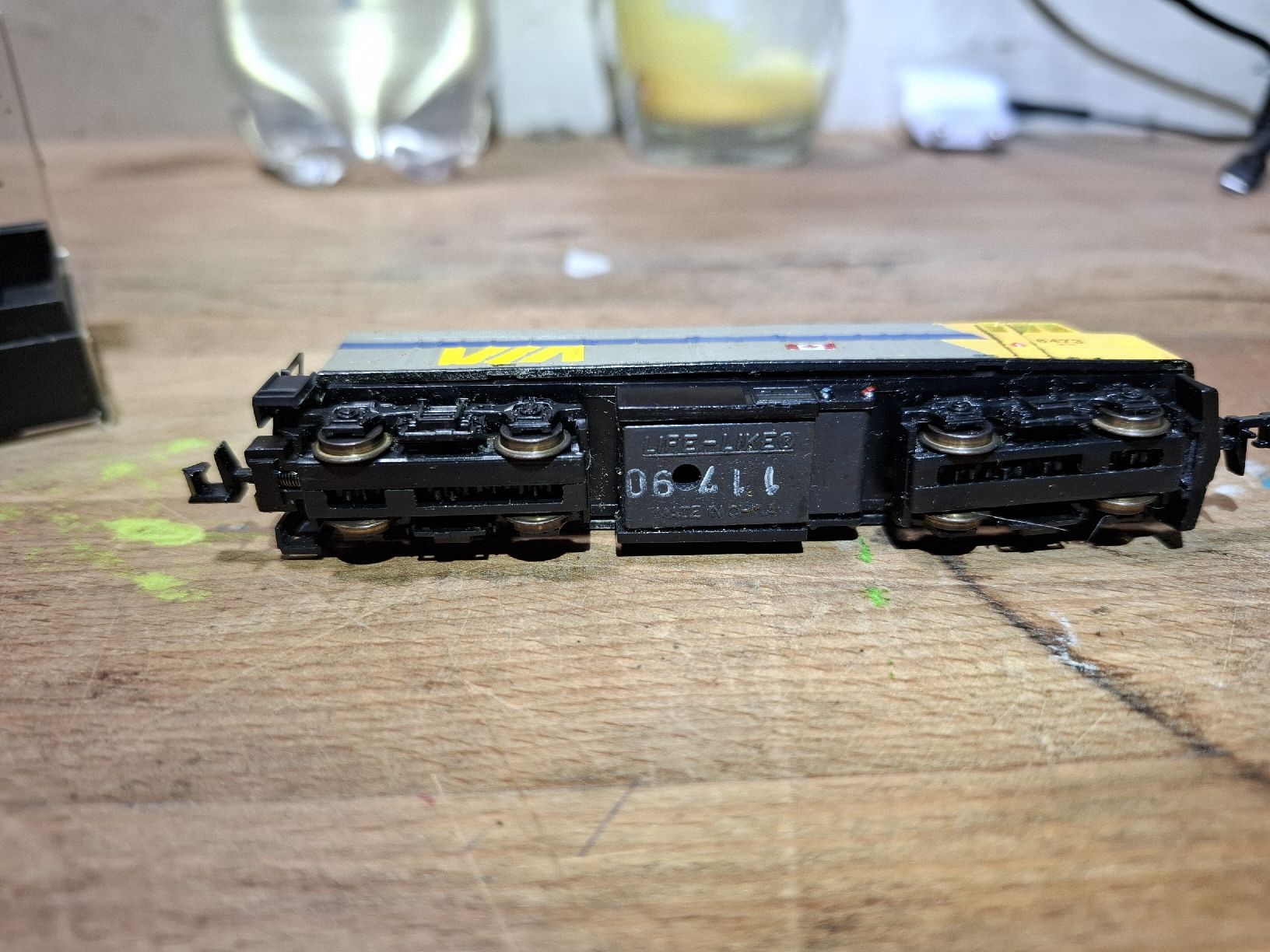 Modelleisenbahnen: Spur N Diesellok VIA – Defekt aus Flaach von maniv6 2