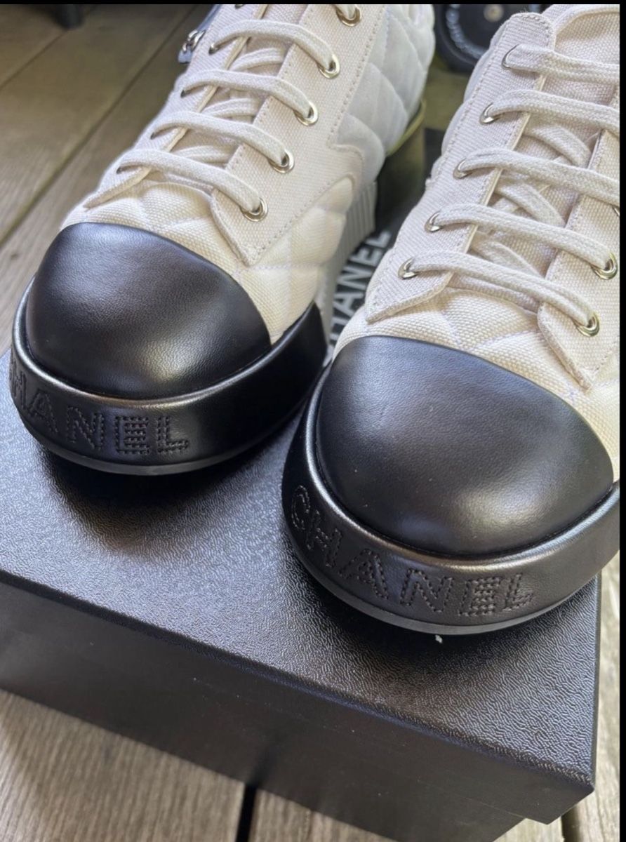 Chaussures femmes: Chanel Sneaker Grösse 38 Damen. – Neuf avec emballage d'origine à Zürich par Nari 2