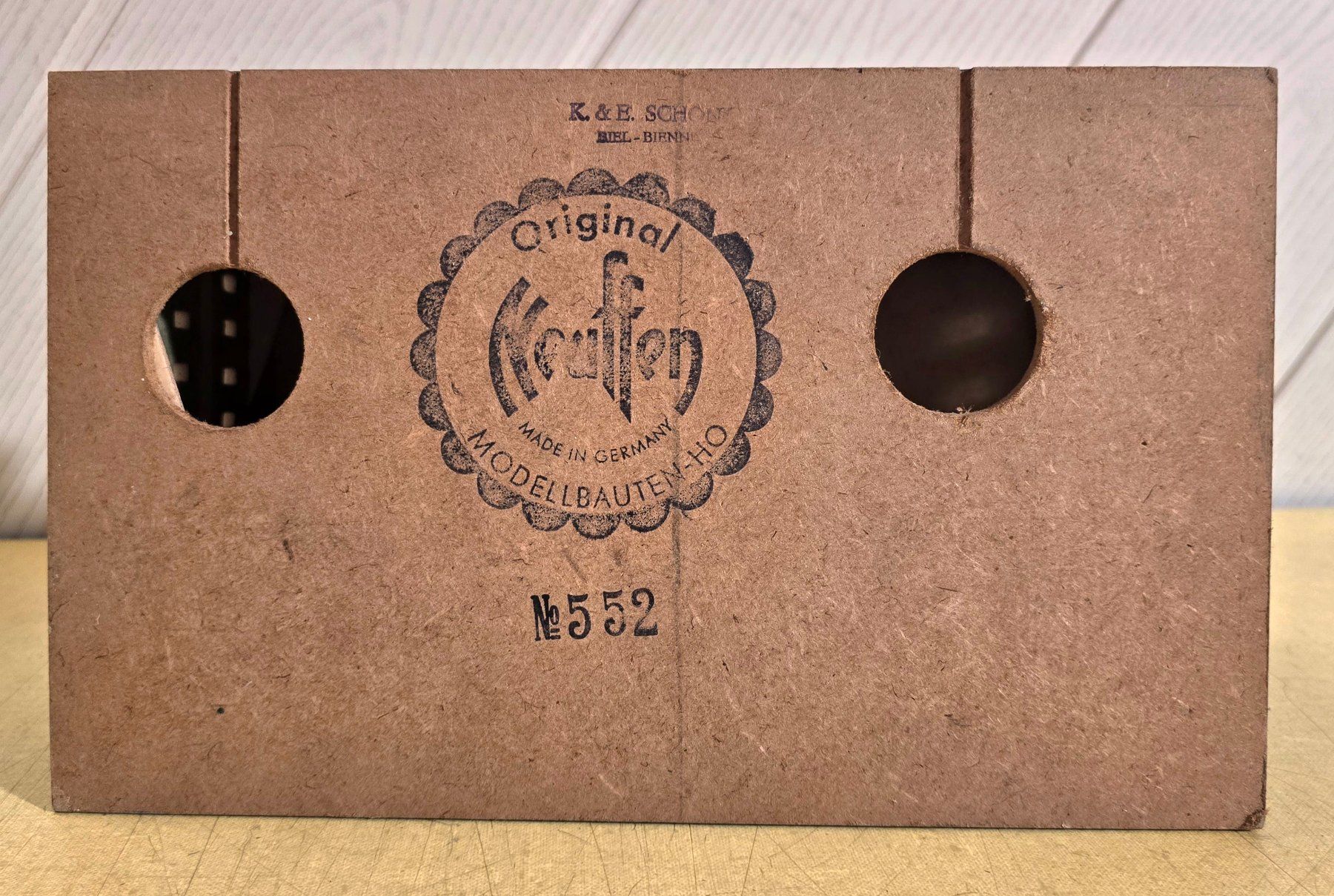 Modelleisenbahnen: MODELLBAU - "NEUFFEN" - Original - HYDRIERWERK Nr. 552 – Gebraucht aus Biel/Bienne von  6