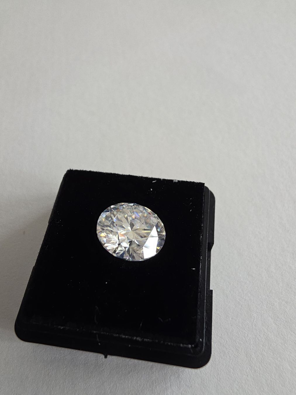Pietre preziose: Diamant Moissanite 10mm. 3,6 Karat – Nuovo e nell'imballaggio originale da Menziken venduto da Mirager 4